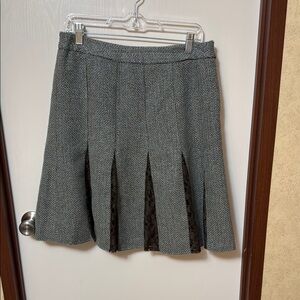 Worthington Elegant Gray Skirt with Brown lace Accents size 12